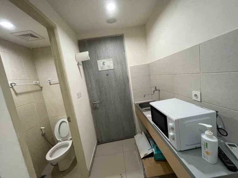 dijual apartemen osaka riverview pik2
