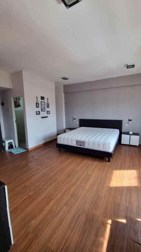 dijual apartemen puncak kertajaya