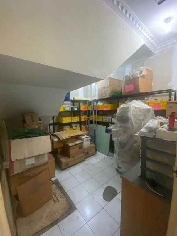 dijual apartemen puri deltamas bandengan