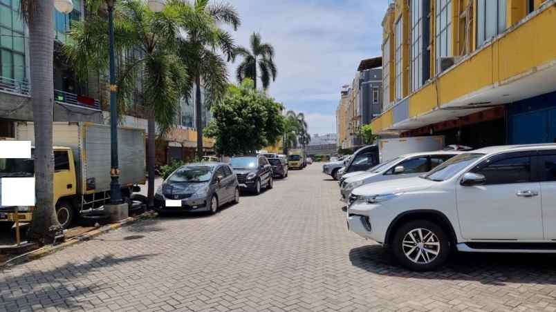 dijual apartemen puri deltamas bandengan