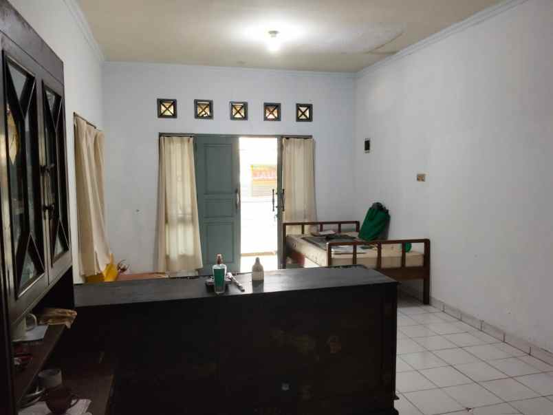 dijual cepat perum jatijajar tapos depok jawa barat