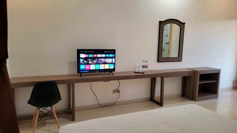 dijual hotel caturtunggal kec depok