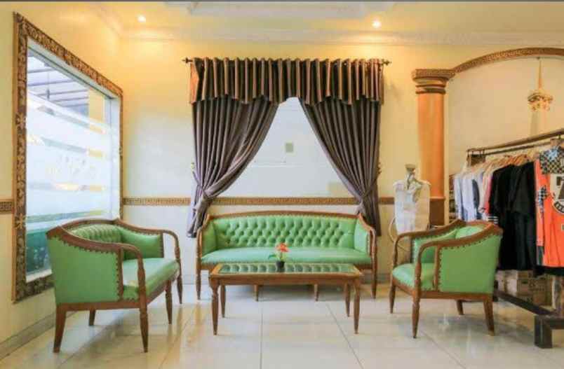 dijual hotel caturtunggal kec depok