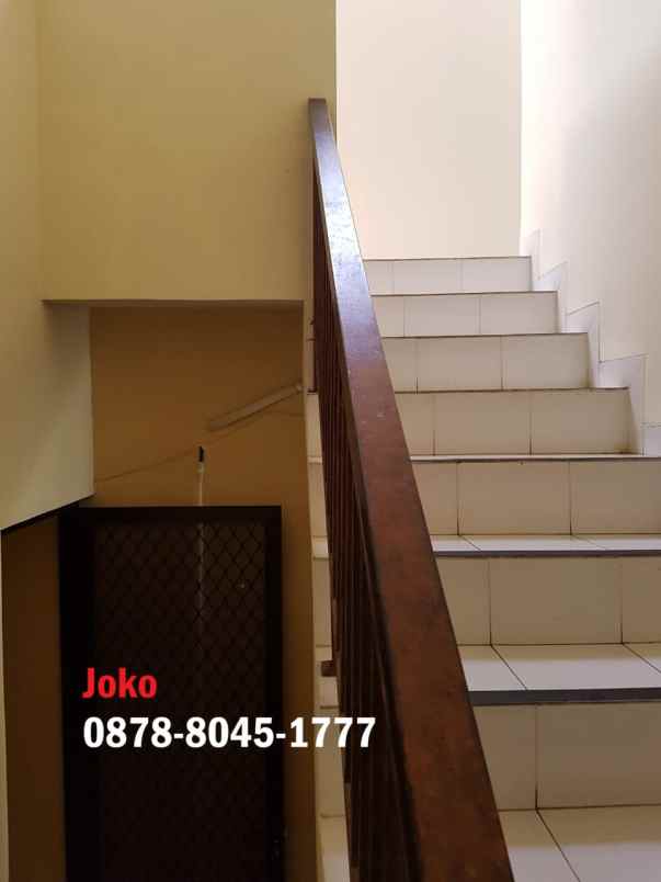 dijual kost blok a