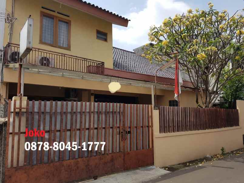 dijual kost blok a