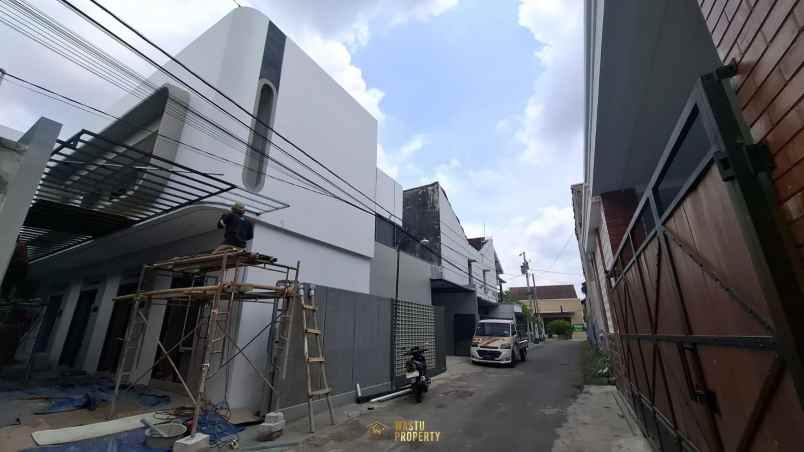 dijual kost condongcatur kec depok kab