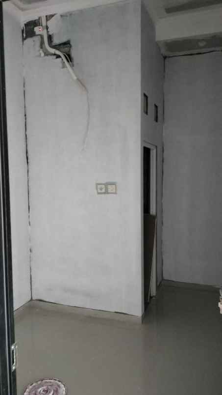 dijual kost depan fak ekonomi bisnis undip