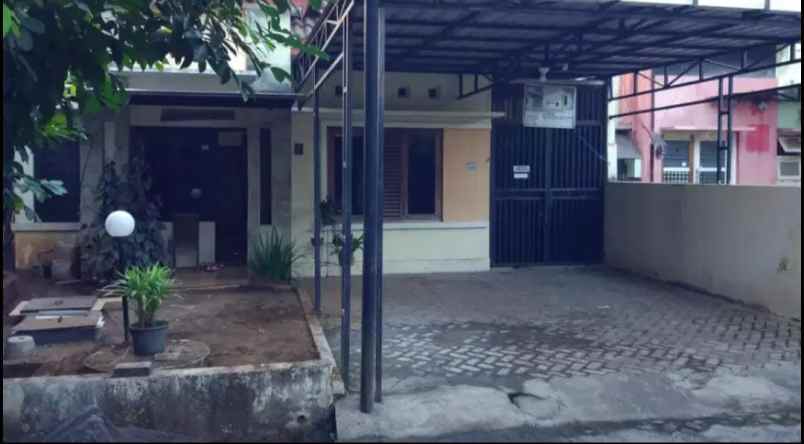 dijual kost gondang timur