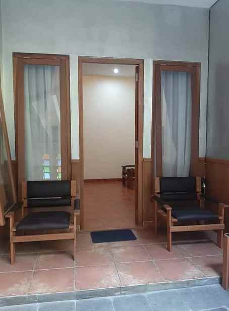 dijual kost jalan dewi madri