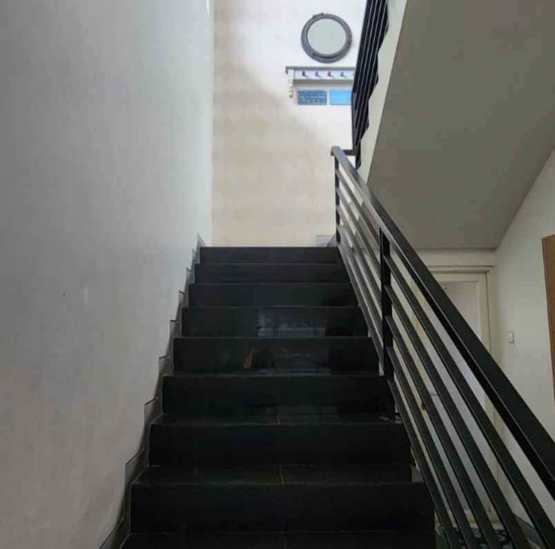 dijual kost ji mojoarum mojo kec