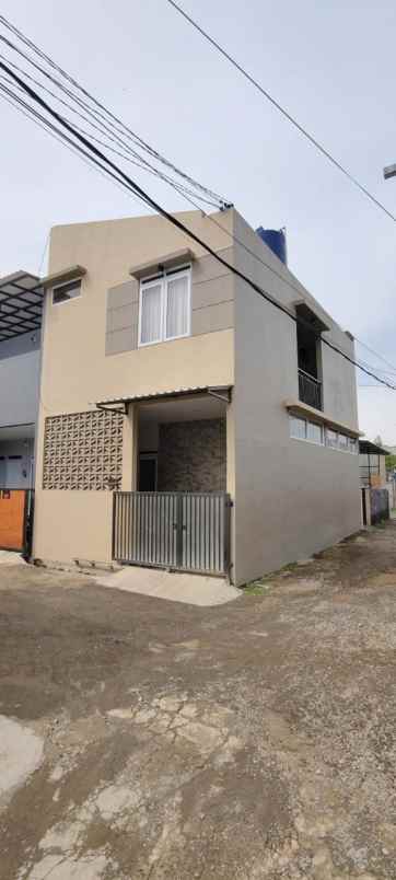 dijual kost jl caringin jatinangor