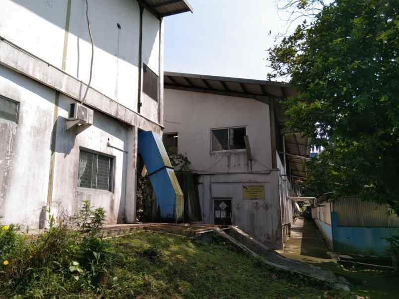 dijual pabrik di jl raya wanaherang gunung putri bogor