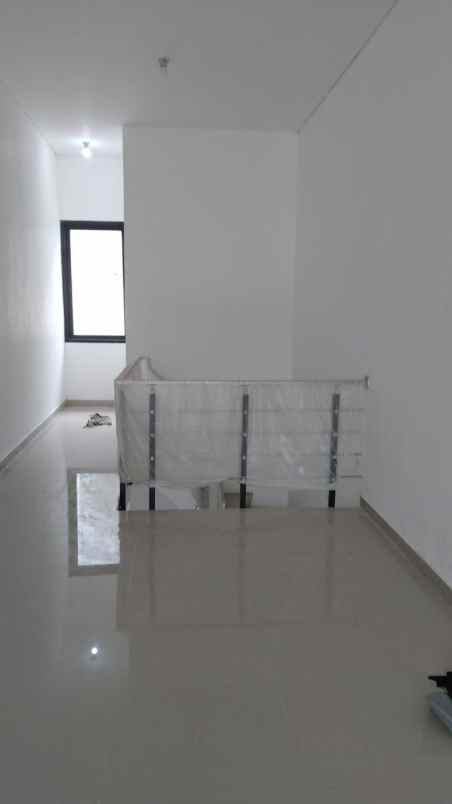 dijual ruko gudang kantor bratang binangun