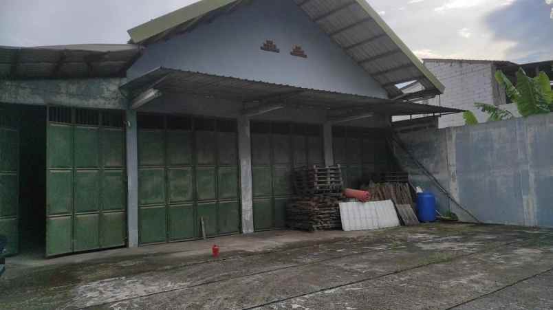 dijual ruko gudang kantor desa sumengko