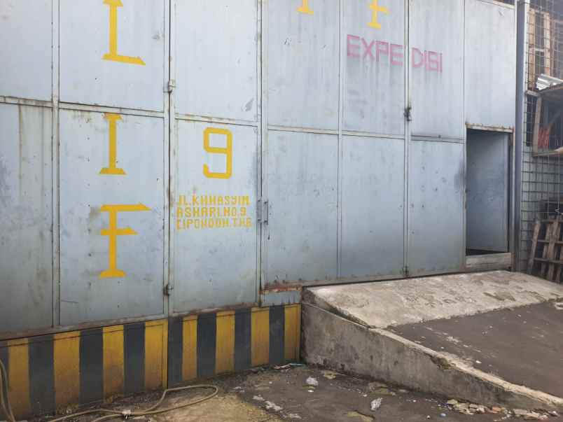dijual ruko gudang kantor hasyim asy ari cipondoh
