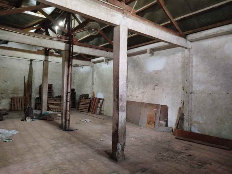 dijual ruko gudang kantor jl deli