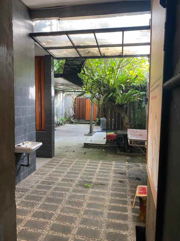 dijual ruko gudang kantor jl mt haryono dinoyo kec