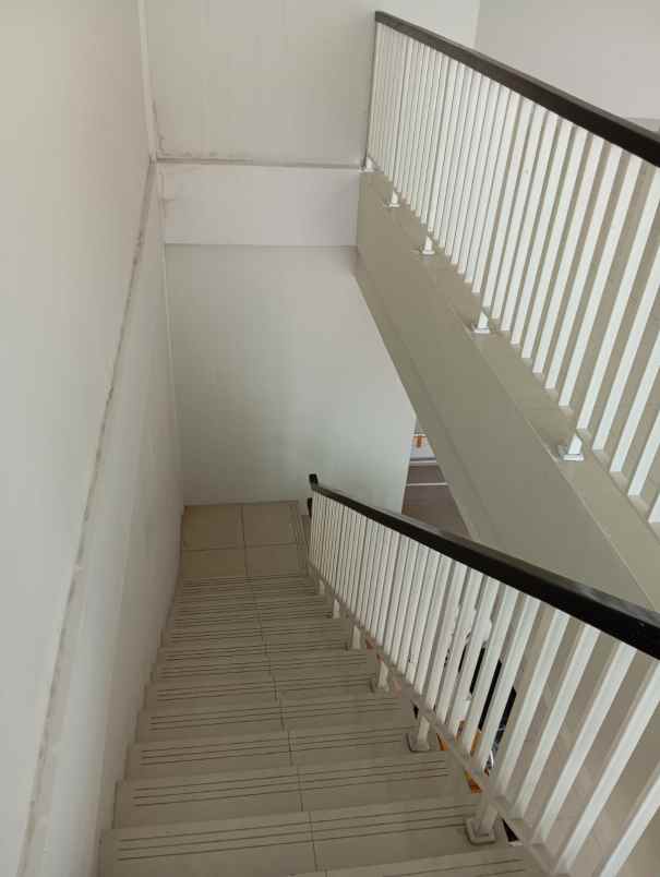 dijual ruko gudang kantor kebayoran square business