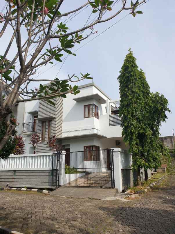 dijual ruko gudang kantor permata puri cimanggis