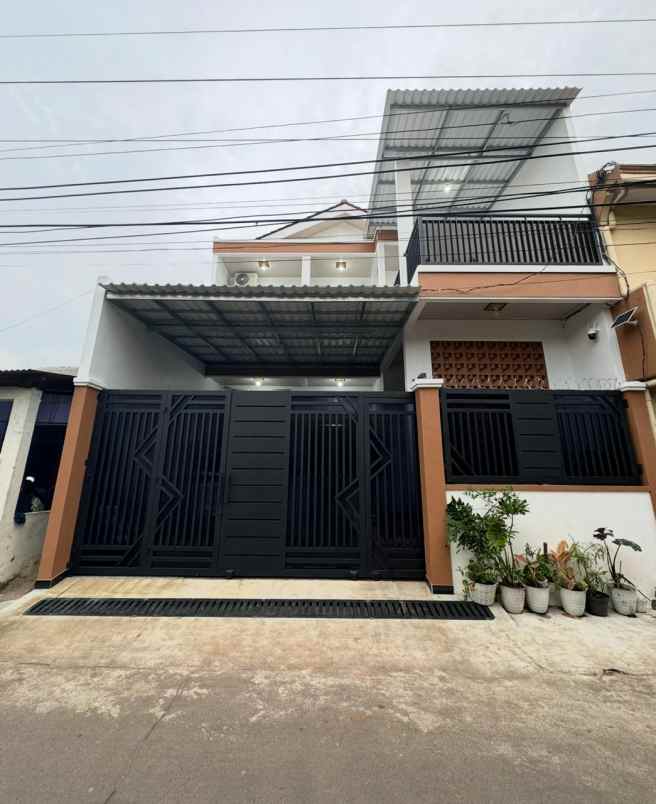 dijual ruko gudang kantor rawalumbu