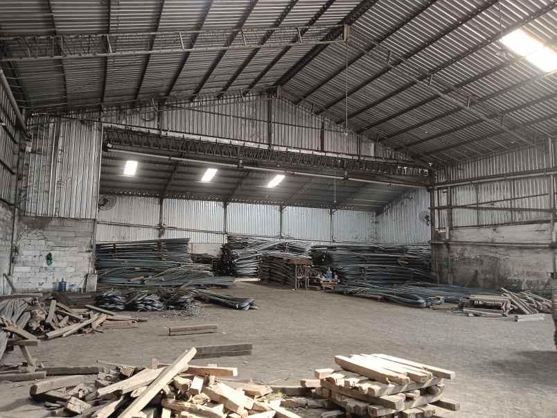 dijual ruko gudang kantor wolter monginsidi