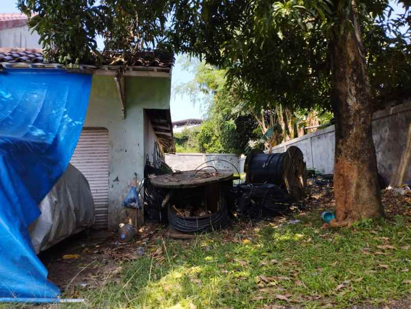 dijual rumah 123 jln kampung makasar