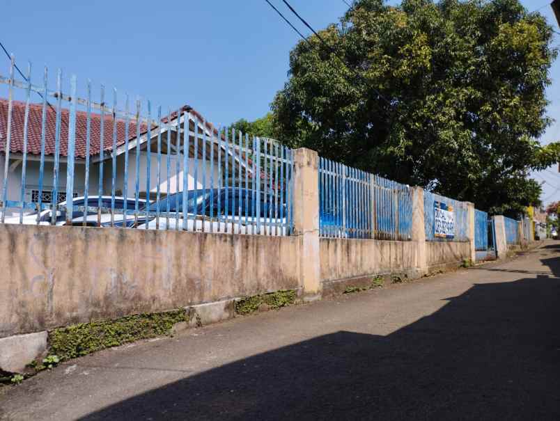 dijual rumah 123 jln kampung makasar