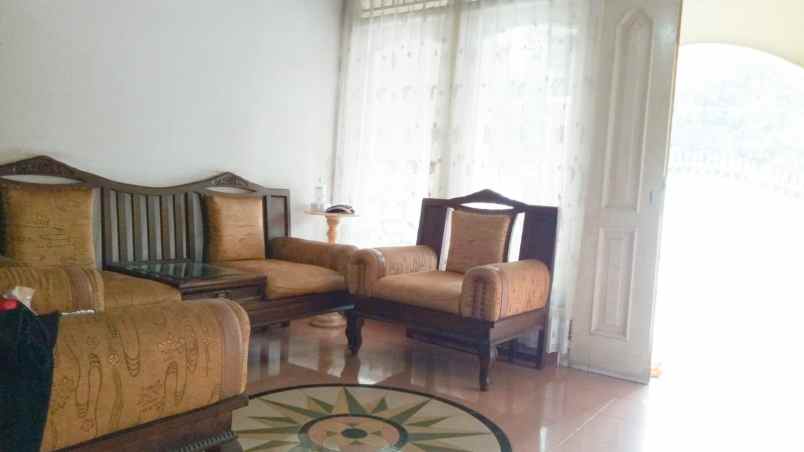 dijual rumah 2 lantai siap huni perumnas 1 bekasi