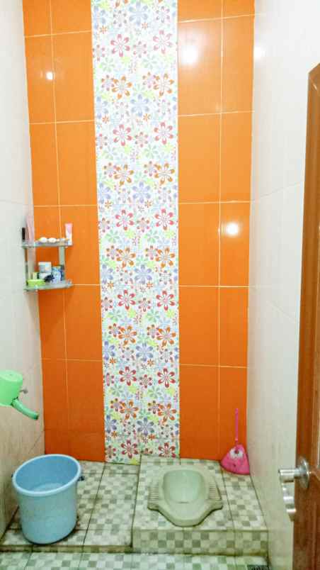 dijual rumah 2 lantai siap huni perumnas 1 bekasi