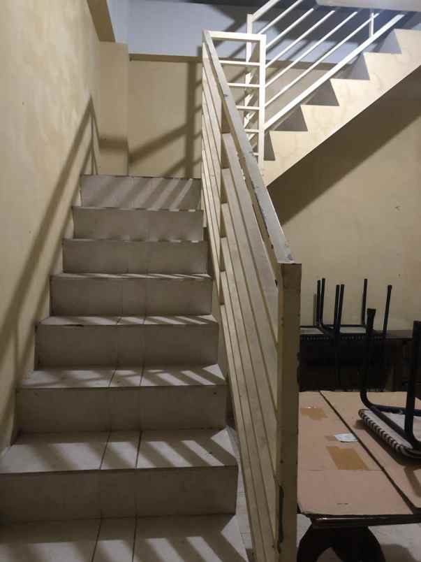 dijual rumah 2lantai di sidoarjo