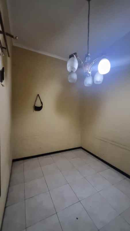 dijual rumah 2lantai di sidoarjo