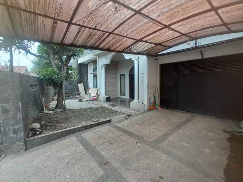 dijual rumah ah nasution pawenang