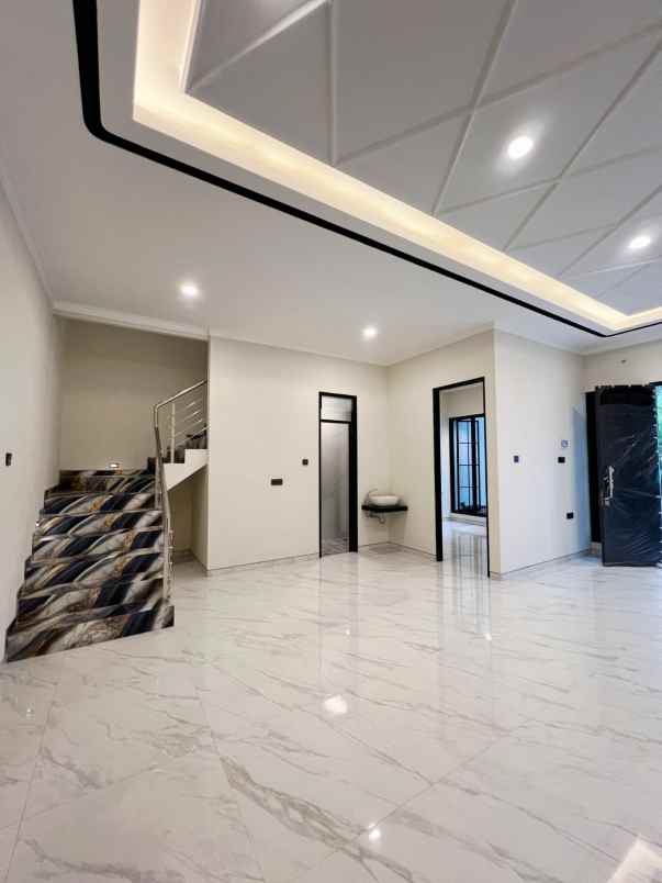 dijual rumah araya 2 galaxy bumi permai