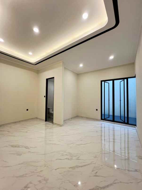 dijual rumah araya 2 galaxy bumi permai