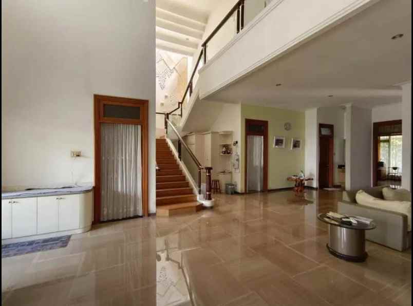 dijual rumah araya galaxy bumi permai