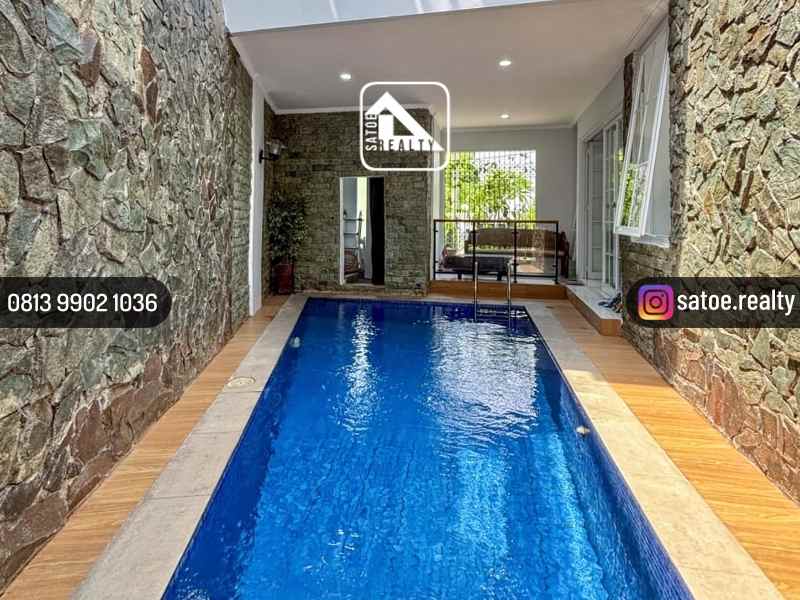 dijual rumah area niaga hijau pondok