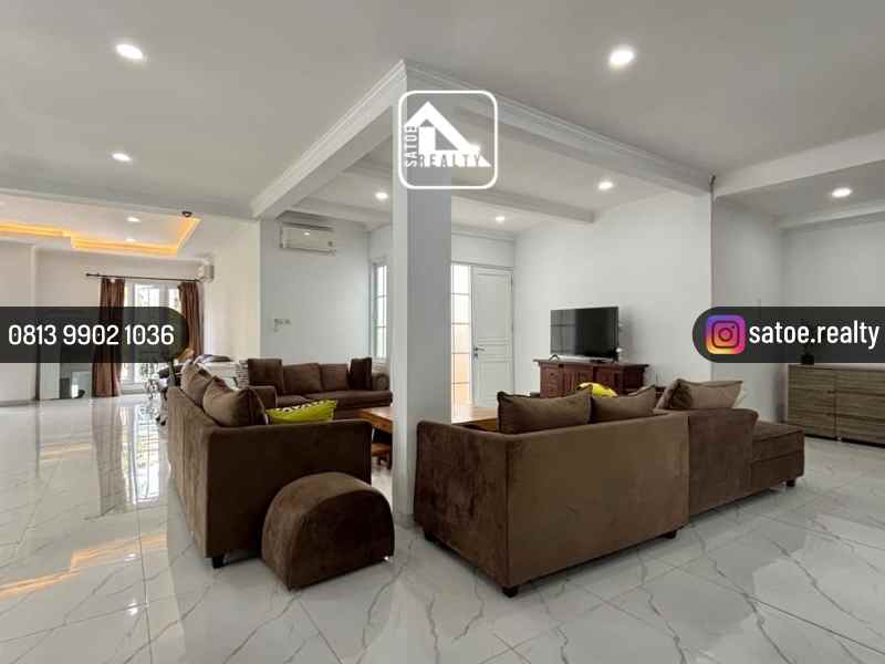 dijual rumah area niaga hijau pondok