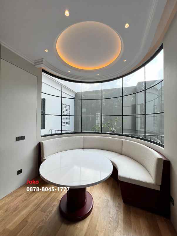 dijual rumah area senopati