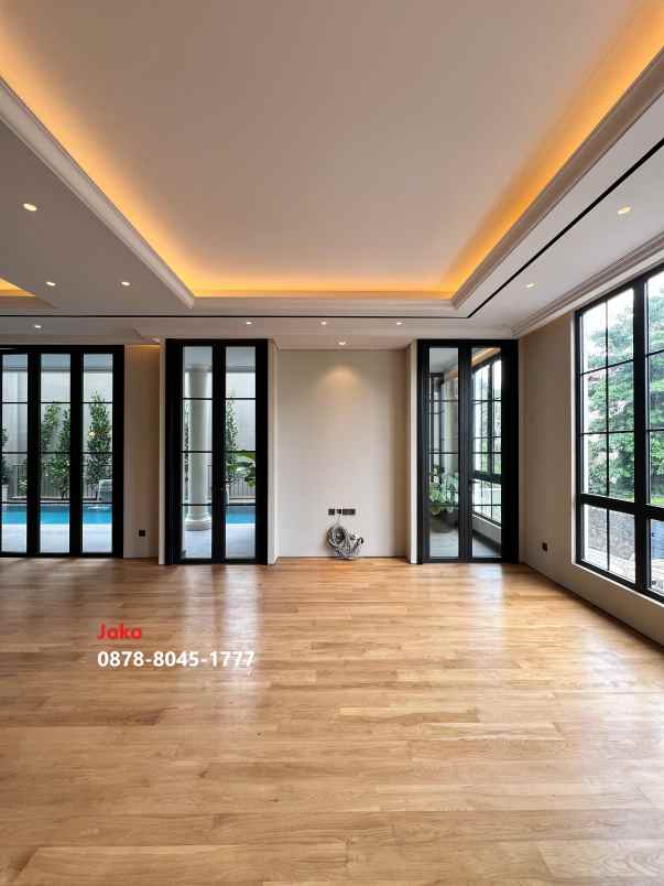 dijual rumah area senopati