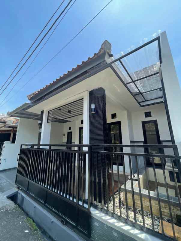dijual rumah banguntapan