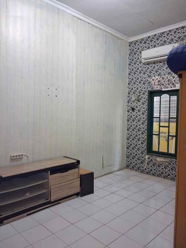 dijual rumah banyumanik