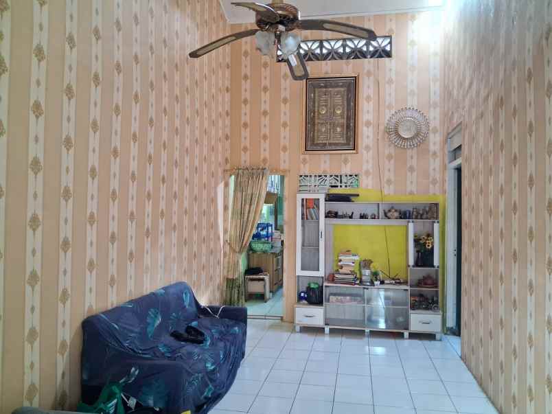 dijual rumah banyumanik