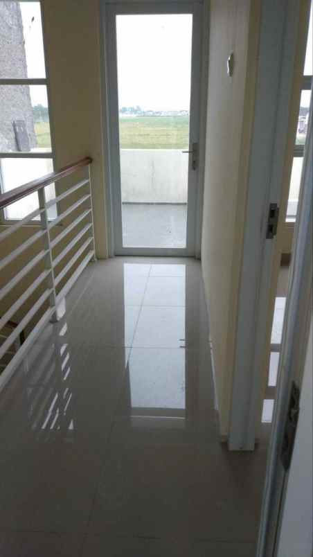 dijual rumah batusari