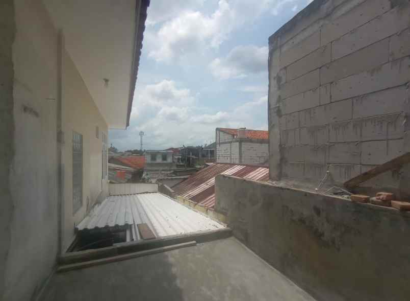dijual rumah beji beji depok