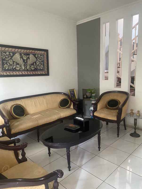 dijual rumah bintaro sektor 9
