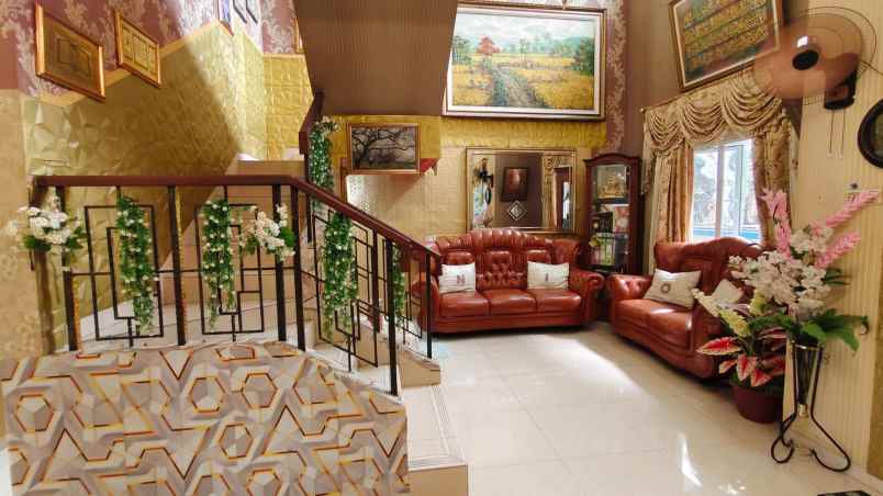 dijual rumah boulevard grand wisata