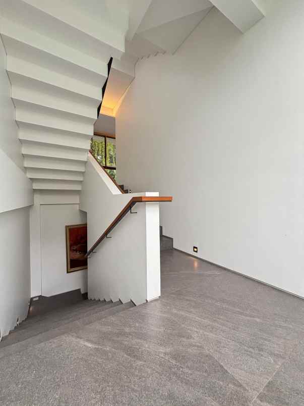 dijual rumah brawijaya kebayoran baru