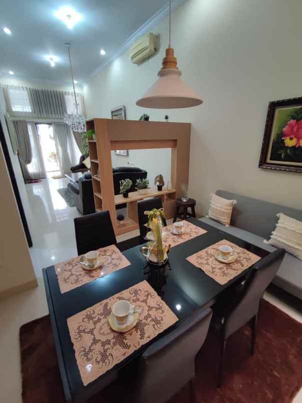dijual rumah bukit pratama residence
