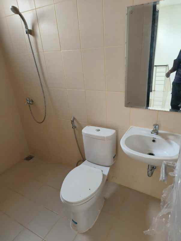 dijual rumah cakung timur cakung