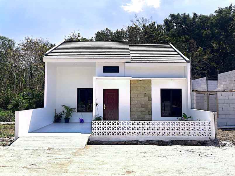 dijual rumah cantik dekat mercu buana sedayu bantul